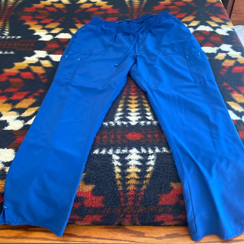 Blue scrub pants straight legged
